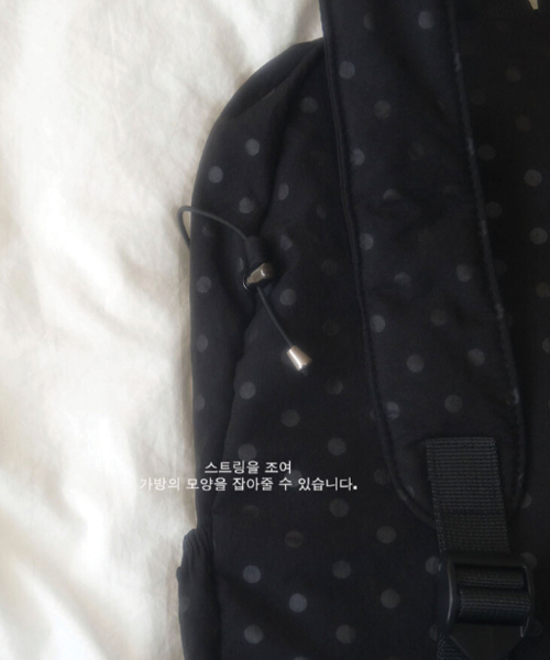 Polka dot round backpack _ Black