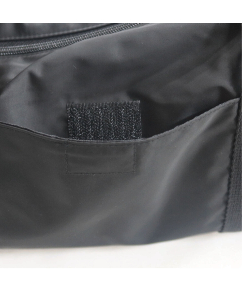Devil round boston bag _ Black