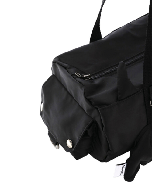 Devil round boston bag _ Black