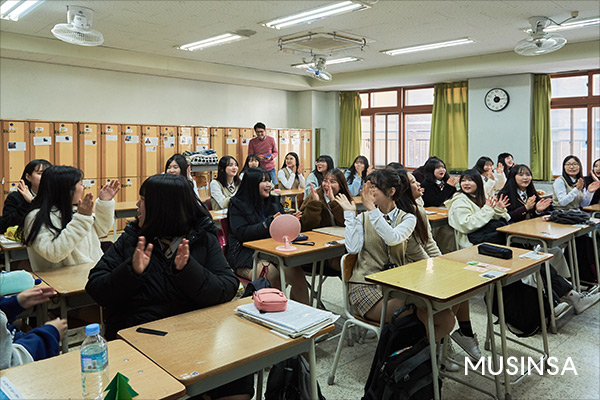 단체 이벤트에 당첨되려면 이 정도는 해야지! 단체 이벤트에 당첨되려면 이 정도는 해야지!
