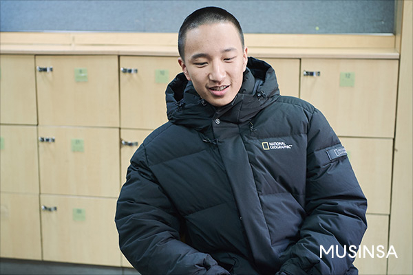 내셔널지오그래픽의 롱패딩으로 우리 반 합체! 내셔널지오그래픽의 롱패딩으로 우리 반 합체!
