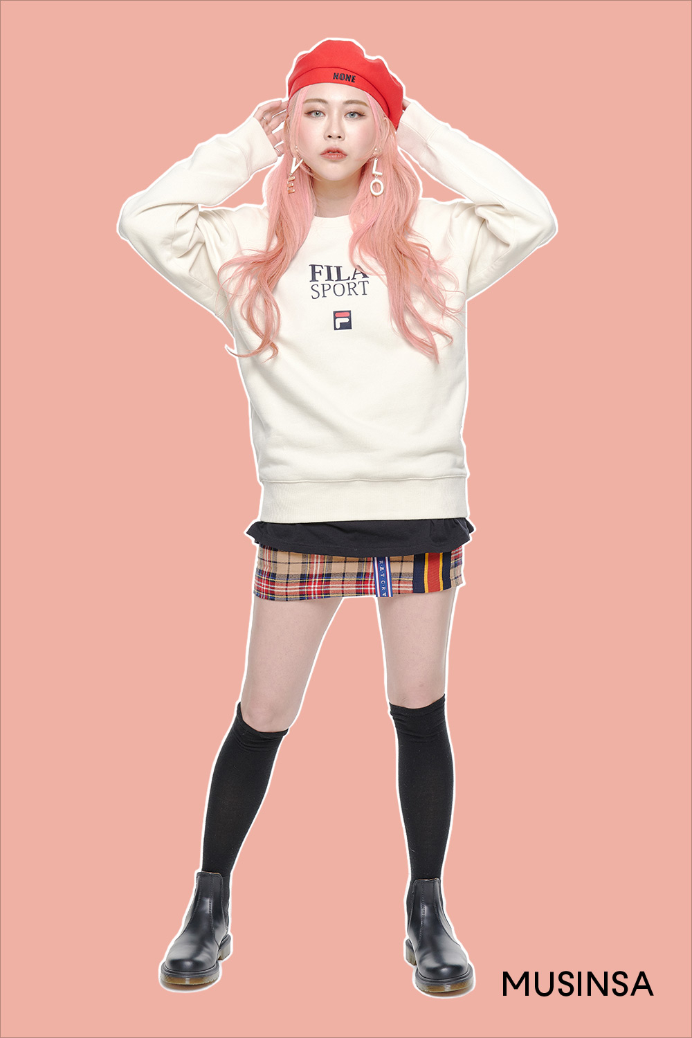 이렇게 힙하다고? 인플루언서의 스웨트셔츠 스타일 Vol.3 이렇게 힙하다고? 인플루언서의 스웨트셔츠 스타일 Vol.3