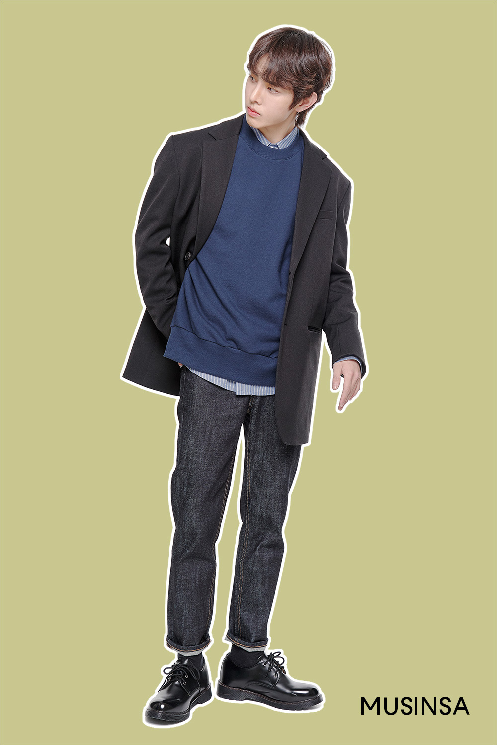 이렇게 힙하다고? 인플루언서의 스웨트셔츠 스타일 Vol.3 이렇게 힙하다고? 인플루언서의 스웨트셔츠 스타일 Vol.3