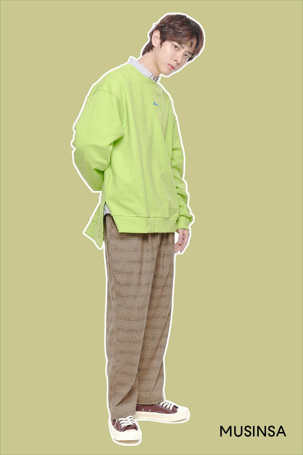 이렇게 힙하다고? 인플루언서의 스웨트셔츠 스타일 Vol.3 이렇게 힙하다고? 인플루언서의 스웨트셔츠 스타일 Vol.3