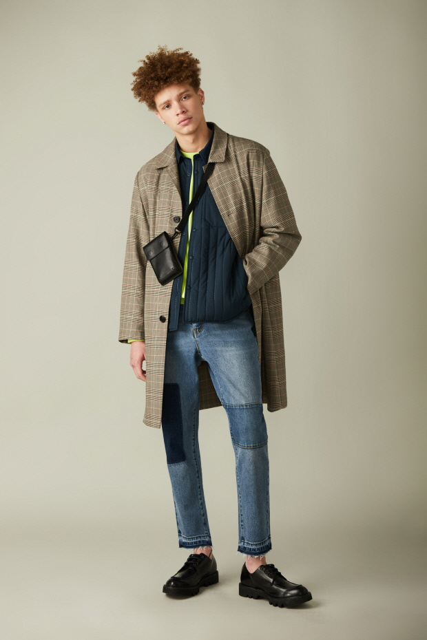 무신사 스페셜 이슈 : 위트를 더해 완성한 커스텀멜로우(CUSTOMELLOW) 19 S/S 온라인 컬렉션 한정 발매 | 무신사