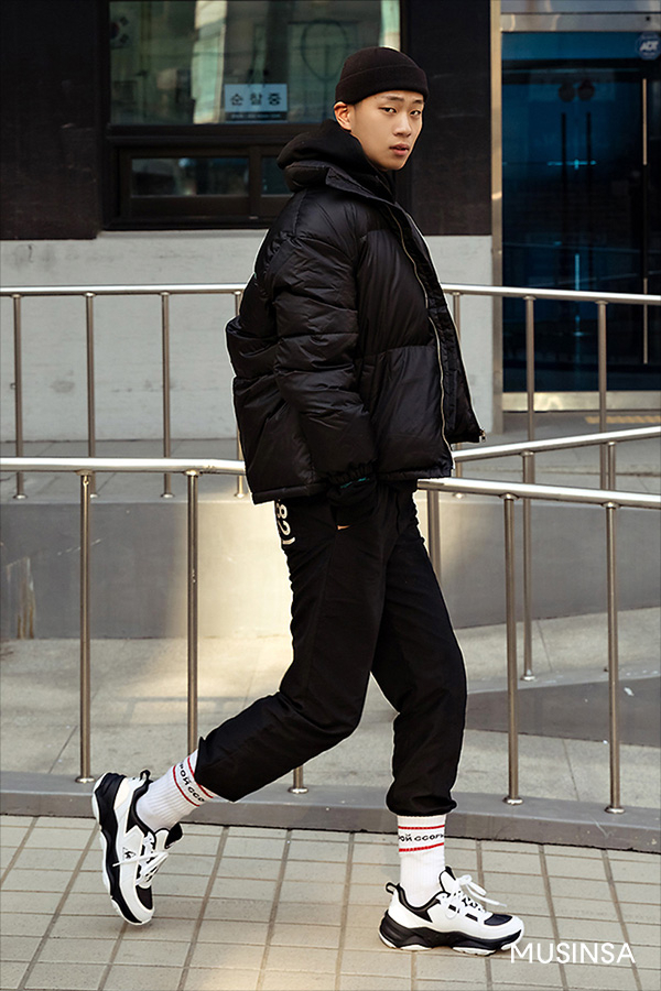 못 생긴 것 중 가장 예쁜 스니커즈 못 생긴 것 중 가장 예쁜 스니커즈