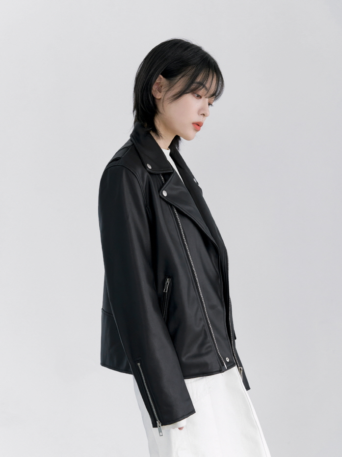 무신사 스페셜 이슈 : 라퍼지스토어(LAFUDGESTORE) 19 F/W 버핑 레더 컬렉션 발매 무신사 스페셜 이슈 : 라퍼지스토어(LAFUDGESTORE) 19 F/W 버핑 레더 컬렉션 발매