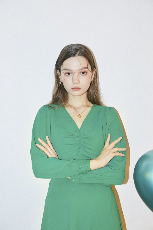 연말 파티 룩 고민, 살롱 드 욘(SALON DE YOHN)에서 해결하자 | 무신사