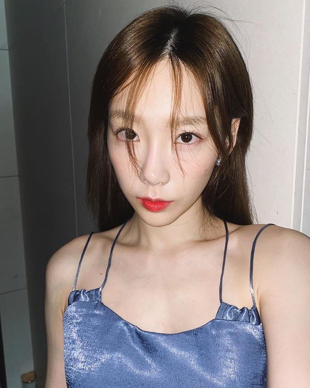 230510 태연 인스타그램 & 스토리 ; 콘서트 새 포스터, 일상(스네이프 교수).etc