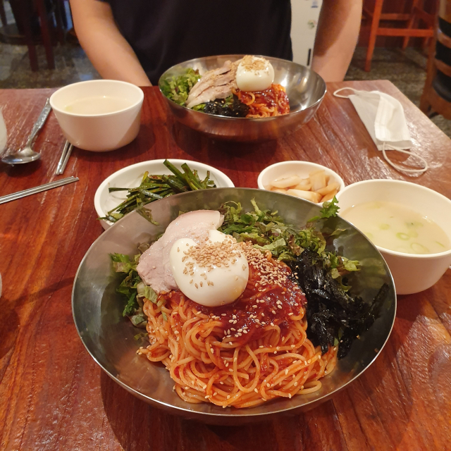 비빔국수 | 기타 갤러리 - 무신사