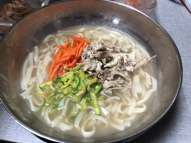 닭칼국수 | 기타 갤러리 - 무신사