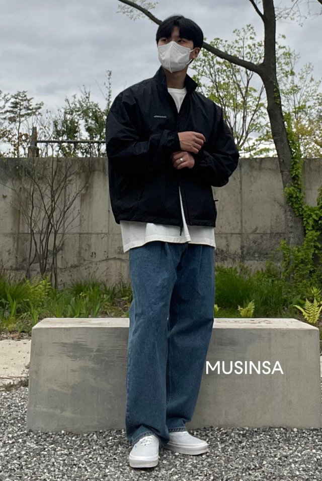 BASEMOMENT 브랜드 스냅, 박민규 | 무신사 BASEMOMENT 브랜드 스냅, 박민규 | 무신사 - 박민규