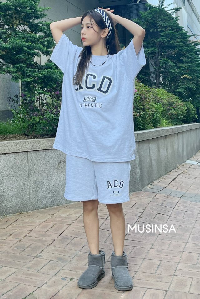 ACIDD SLIDE 브랜드 스냅, 배지원 | 무신사 ACIDD SLIDE 브랜드 스냅, 배지원 | 무신사 - 배지원