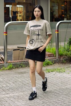  김나현 (25)
