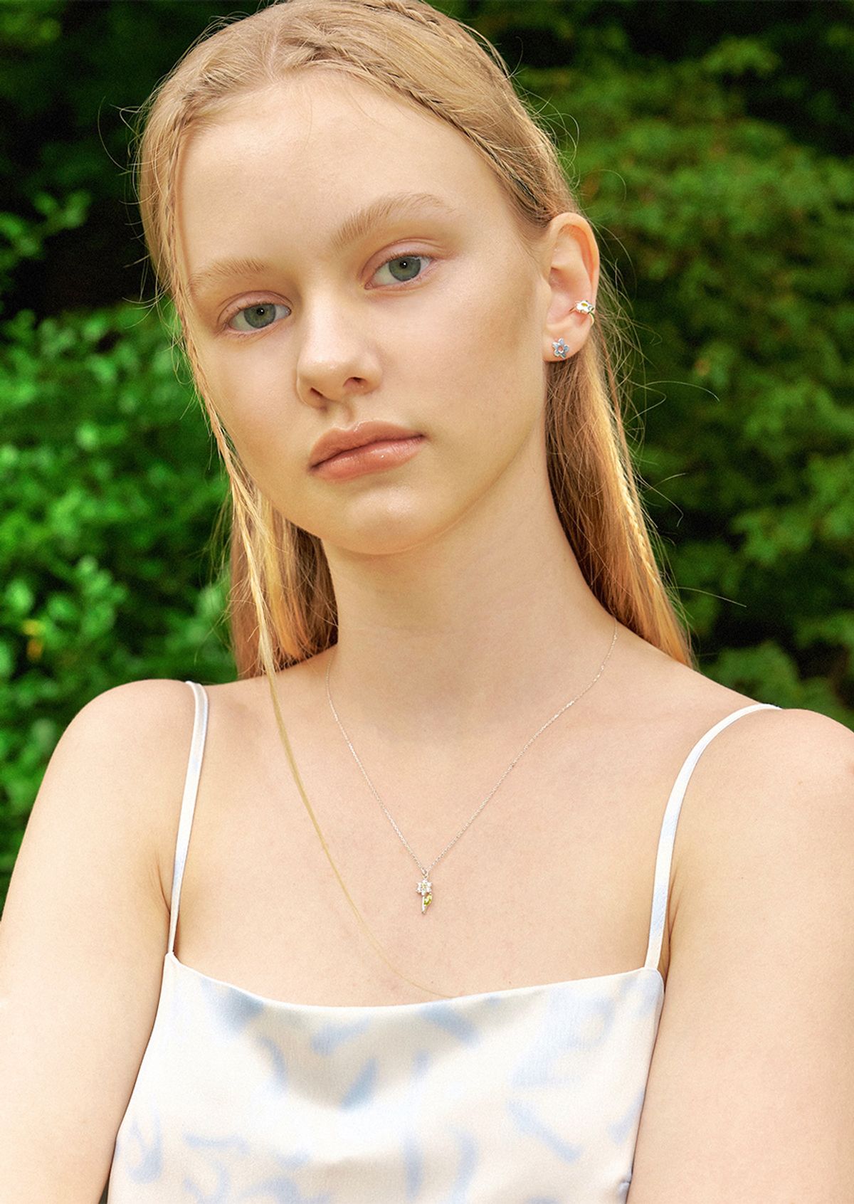 리엔느와르(leeENoir) Daisy Cubic Necklace (2color) - 후기 | 무신사