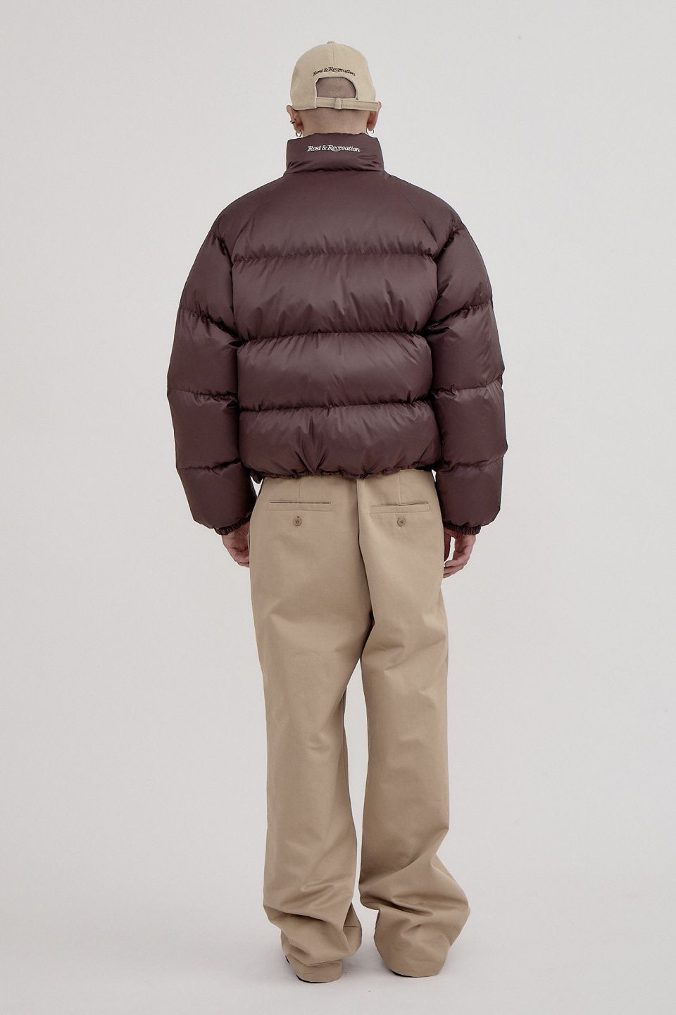 MUSINSA公式 | REST&RECREATION RR LOGO DOWN JACKET - BROWN