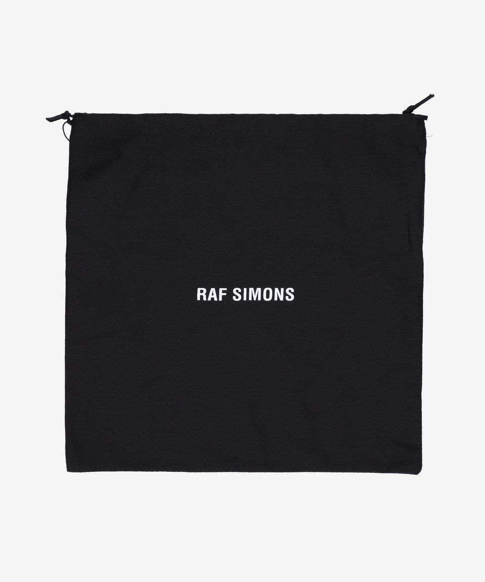 MUSINSA公式 | RAF SIMONS ロゴパッチバケットハット - ブラック