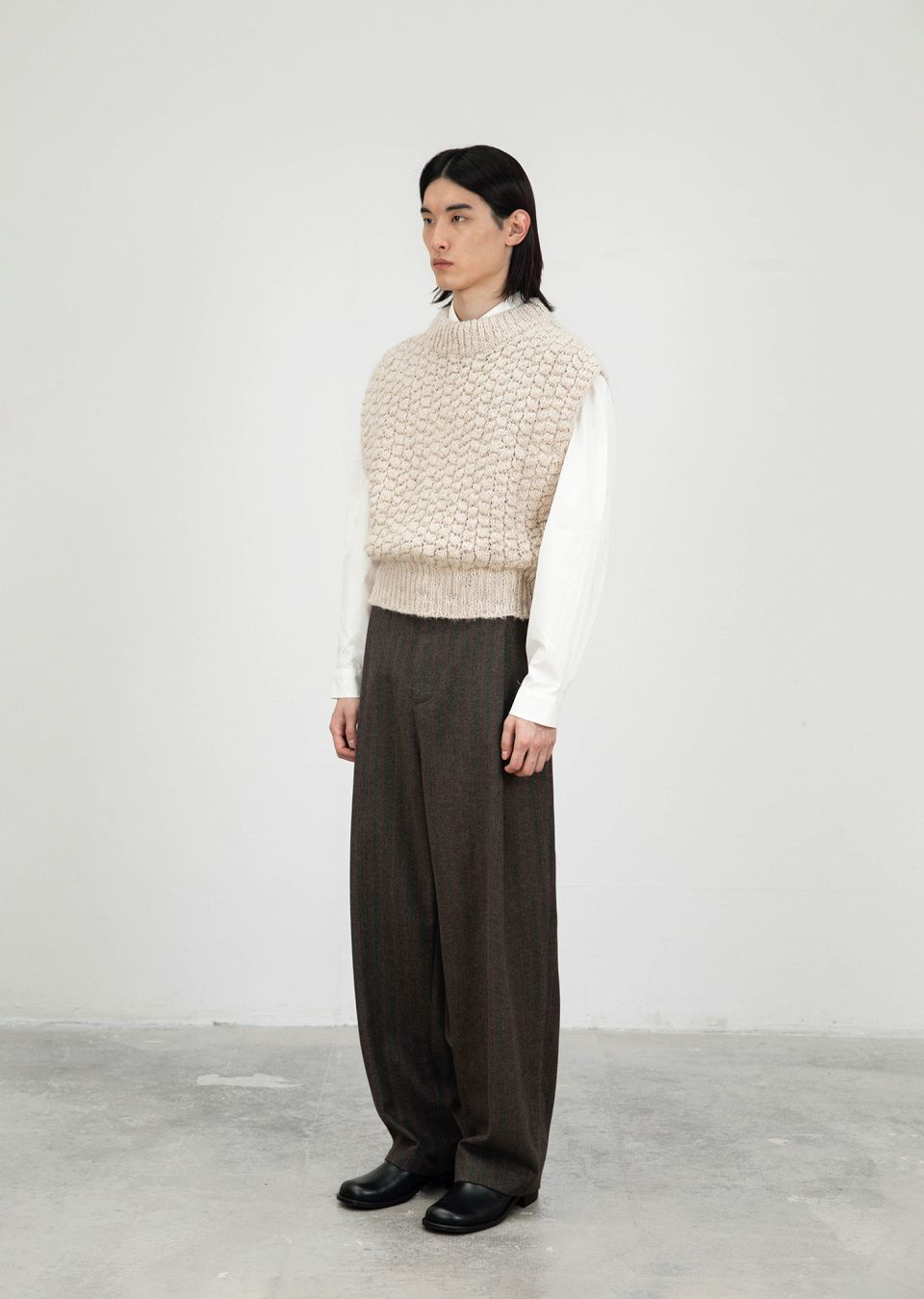 MUSINSA公式 | AMOMENTO WOOL STRIPE MARTIN PANTS (2 COLORS)