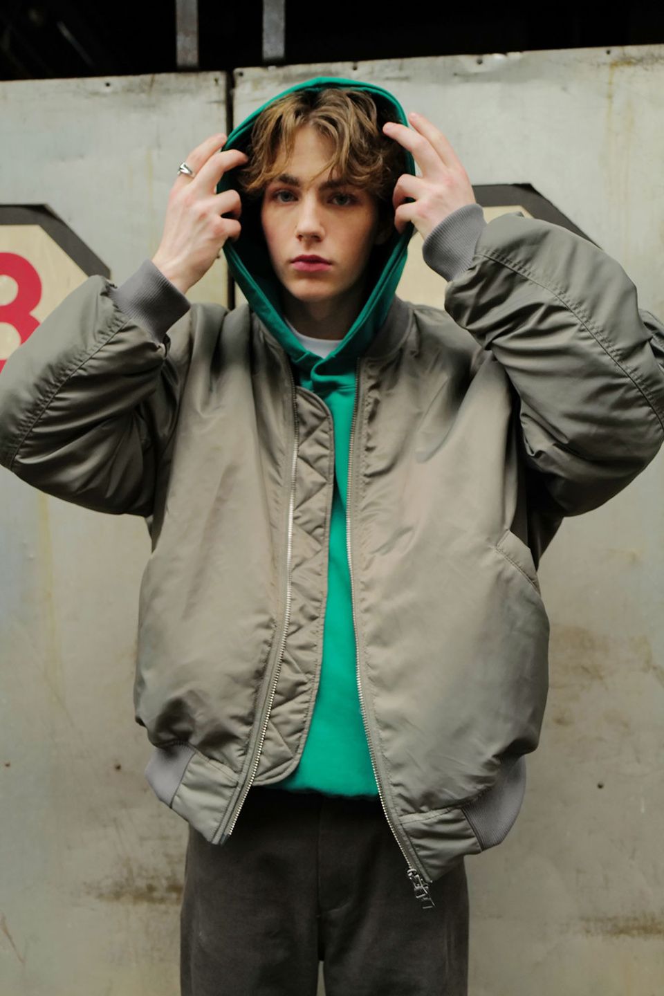 ハ*グ様 SCHISM MA-1 韓国 フライトジャケット camphor wo 61qWbqkxb3L._AC_UY350_.jpg