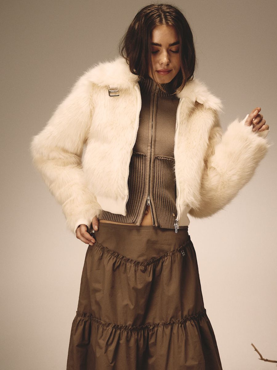 MUSINSA公式 | GLOWNY LIVAN FUR JACKET (IVORY)