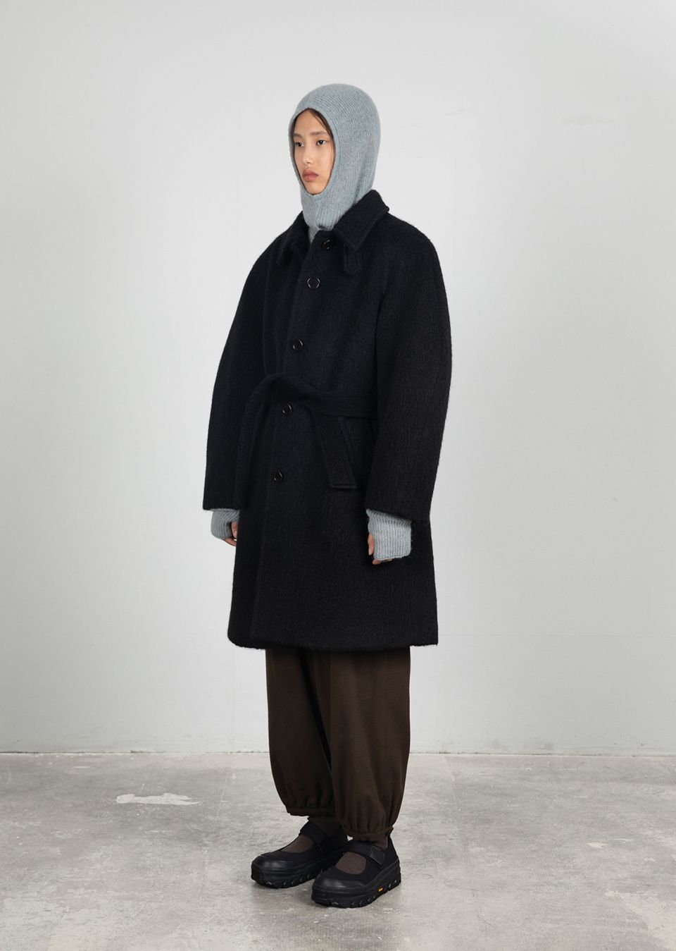 AMOMENTO ALPACA RAGLAN COAT アモーメント AMOMENTO: Brown Fuzzy Raglan Coat | 157Moments