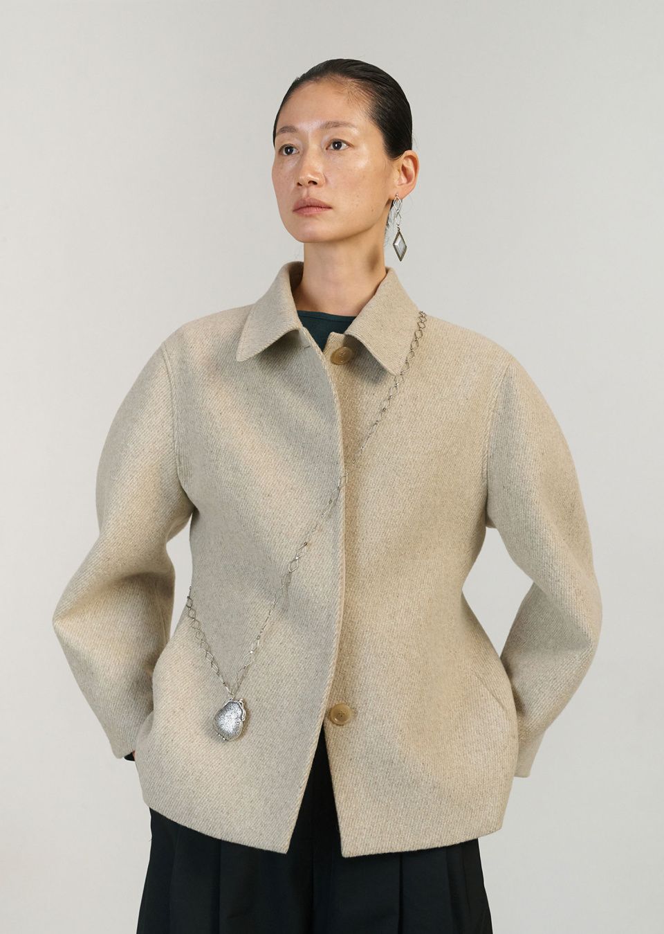 MUSINSA公式 | AMOMENTO HOURGLASS HALF COAT