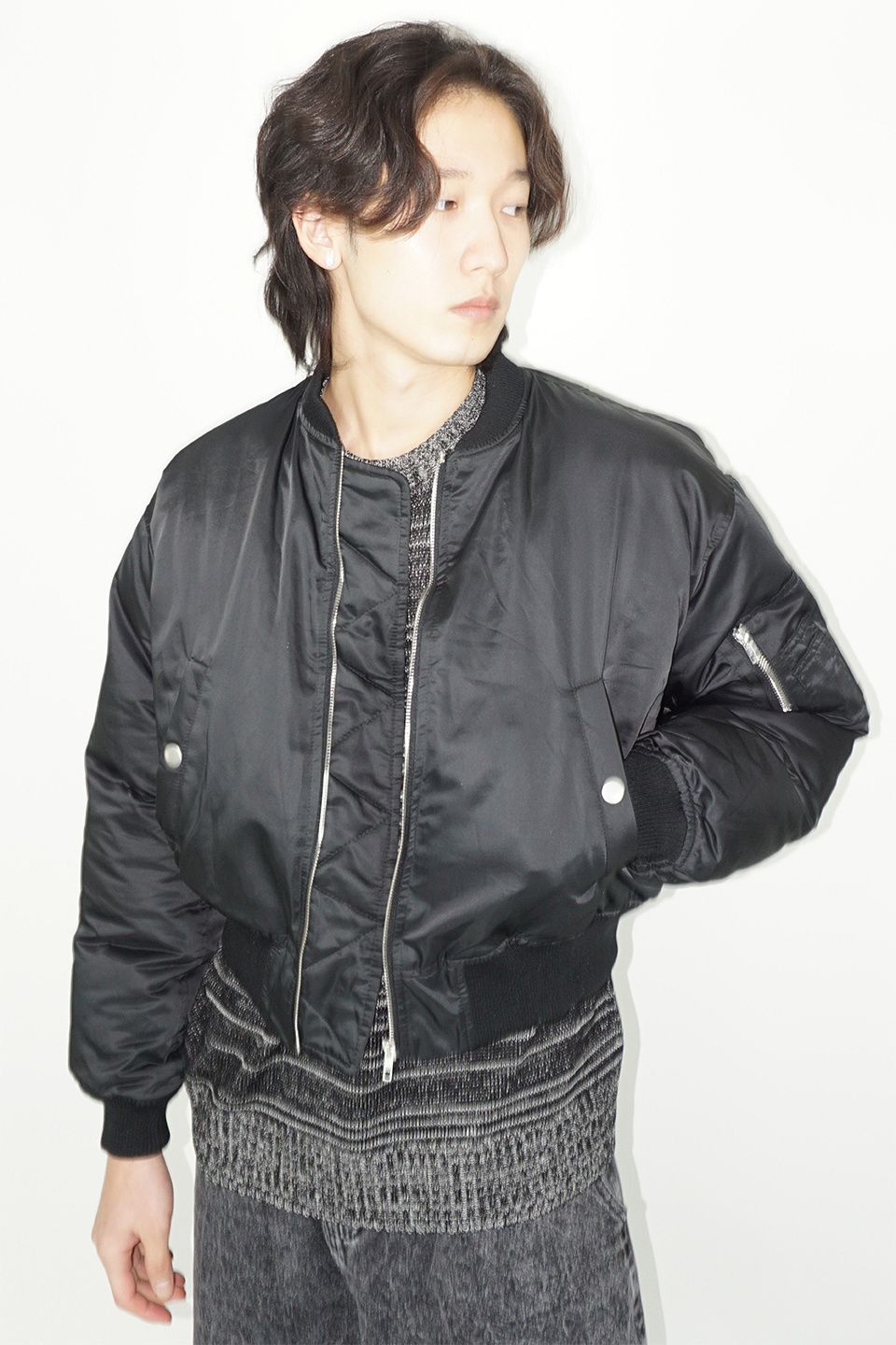 MUSINSA公式 | BORN SLIPPY MA-1 Crop Jacket (Black)