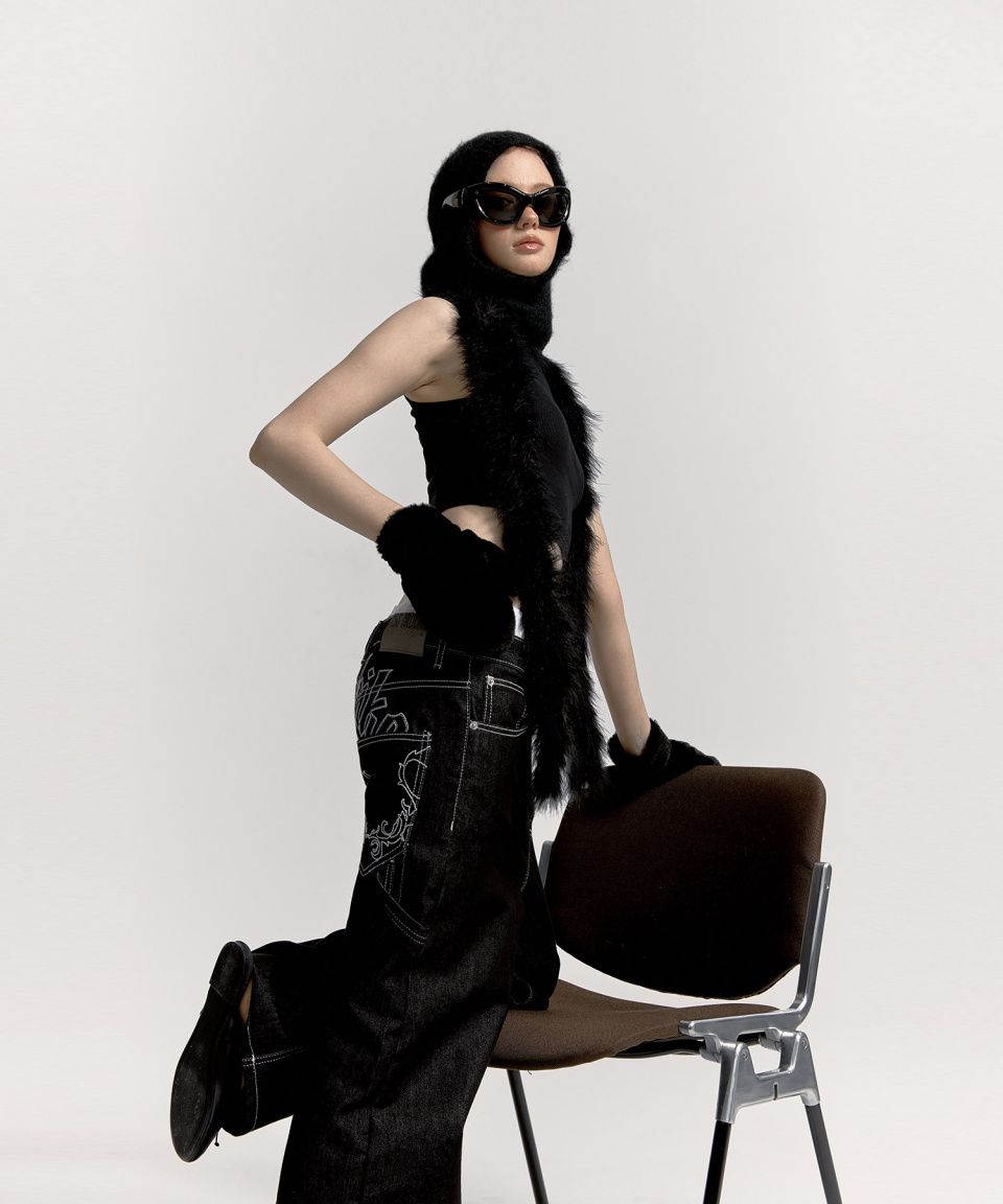 MUSINSA公式 | KASHIKO Embroied Nonfade Denim Pants - Black