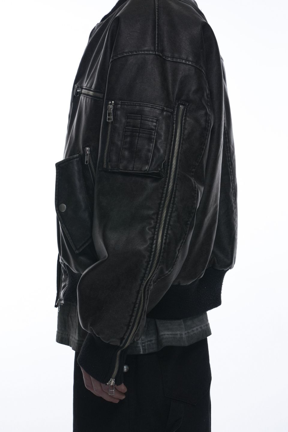 ジャケット・アウター GRAILZ MULTI ZIPPER BOMBER JACKET GRAILZ】MULTI ZIPPER BOMBER JACKET [TAUPE] (MA-1) 98088523【BUYMA】