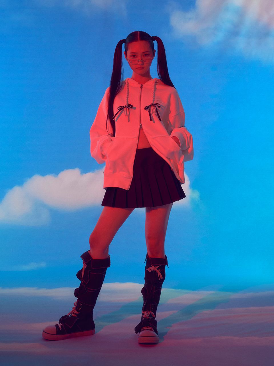 MUSINSA | YOUHEE RIBBON DETAIL HOOD ZIP-UP WHITE